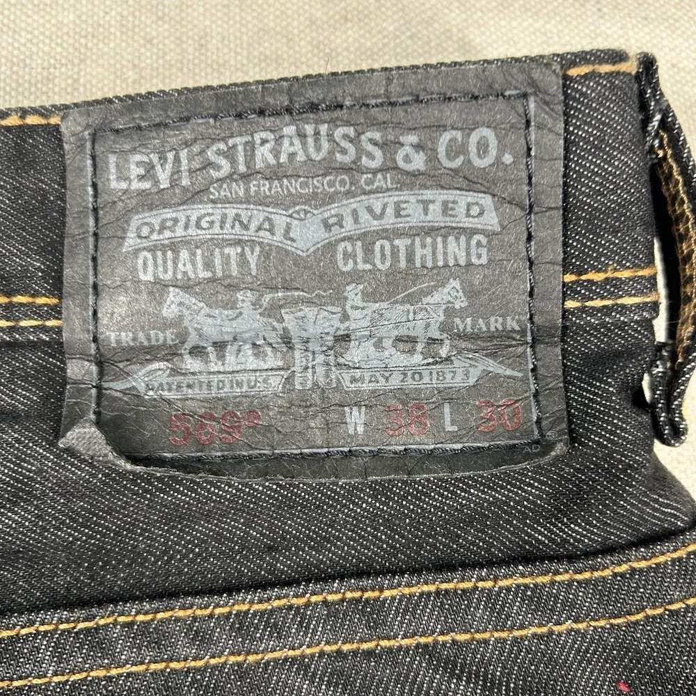 Levi's 569 Jeans Mens 38x30 (Fits 42x31) Boot Cut Dark Wash Denim Classic